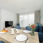 Apartment Osiedle Jantar Kolobrzeg- Seaside - Prywatny Parking W Garazu