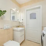 Osiedle Jantar Kolobrzeg- Seaside - Prywatny Parking W Garazu Apartment Kolberg