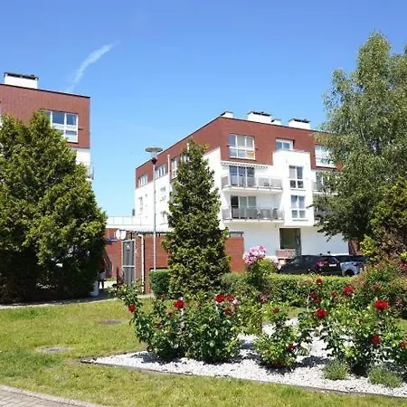 Osiedle Jantar Kolobrzeg- Seaside - Prywatny Parking W Garazu דירה קולובז'ג