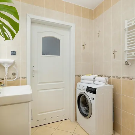 Osiedle Jantar Kolobrzeg- Seaside - Prywatny Parking W Garazu * קולובז'ג